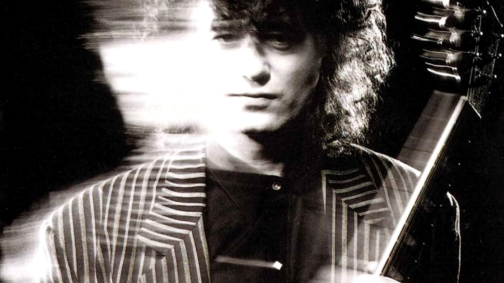 Jimmy-Page-Outrider-35-2-.jpg