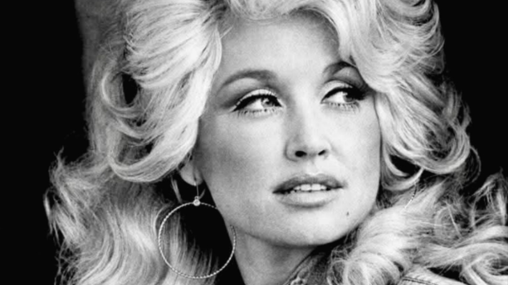 Dolly Parton, Who Gave Away 300 Million Books, Has Died at 80